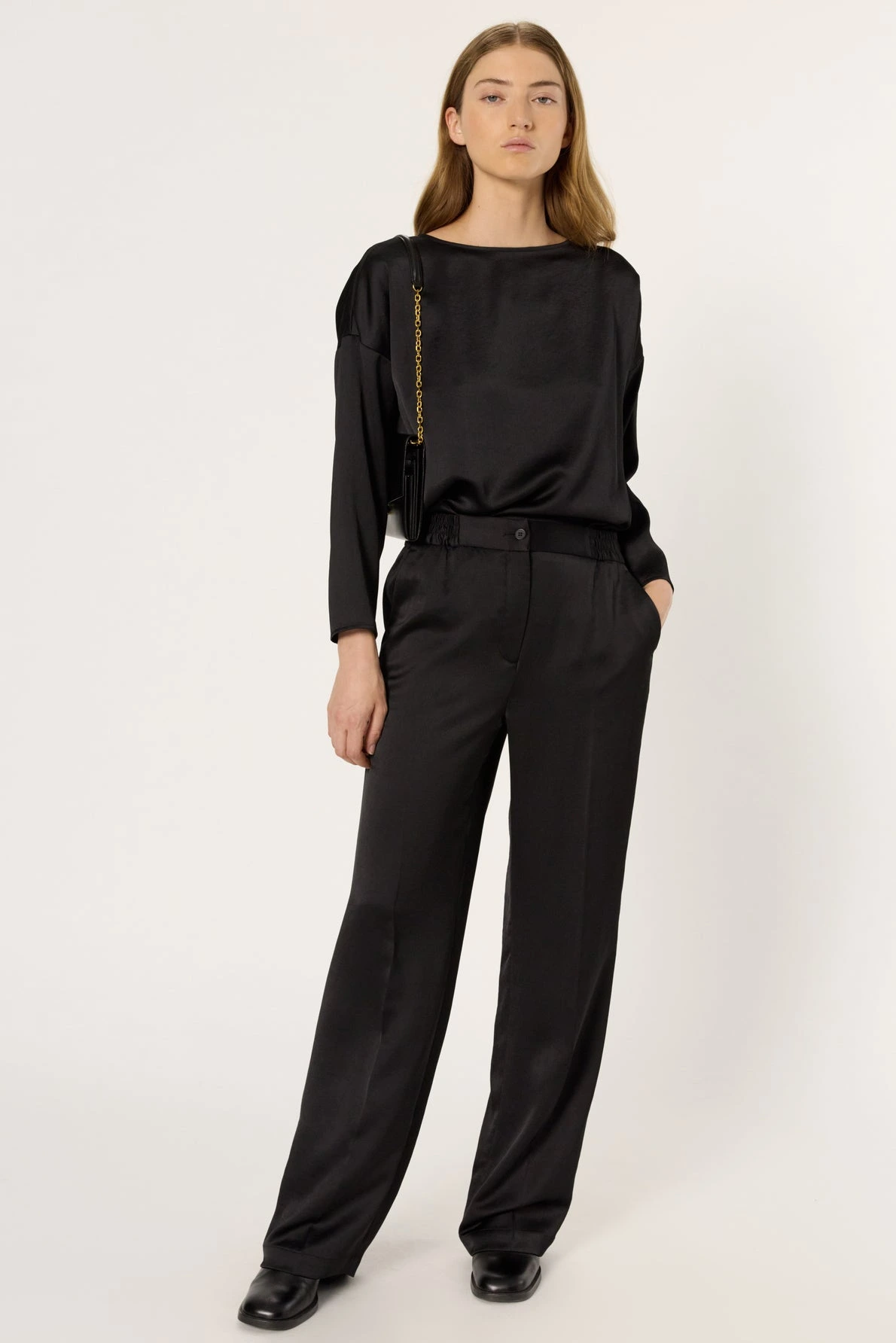 Pantalon-fluide-en-satin-CANDICE-gerard-darel-maroc-total-look