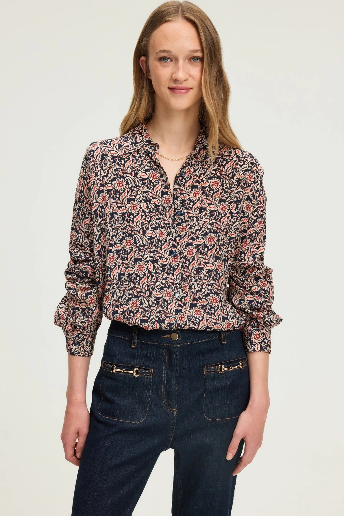 Chemise-fluide-a-fleurs-ALHENA-pablo-gerard-darel-maroc-total-look