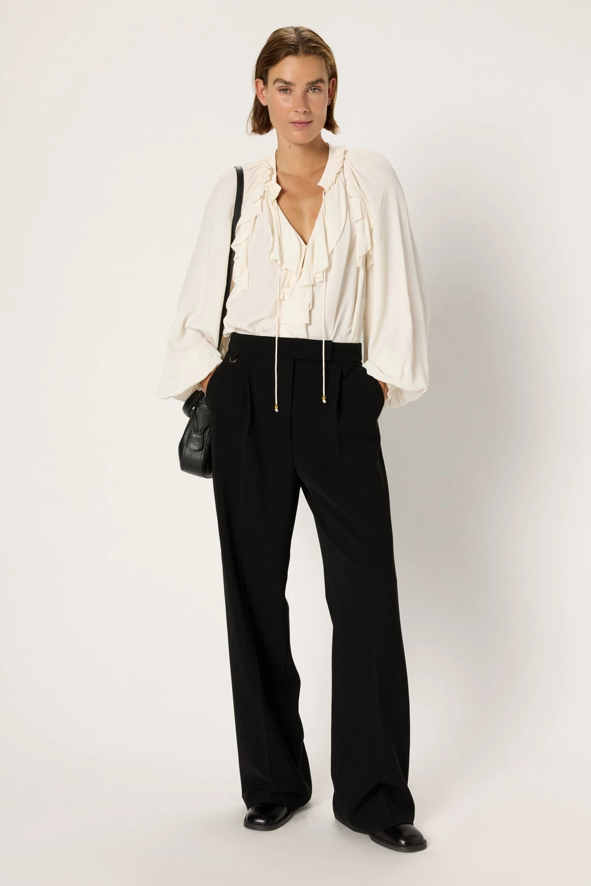 Pantalon-large-de-tailleur-CARO-gerard-darel-maroc-portee